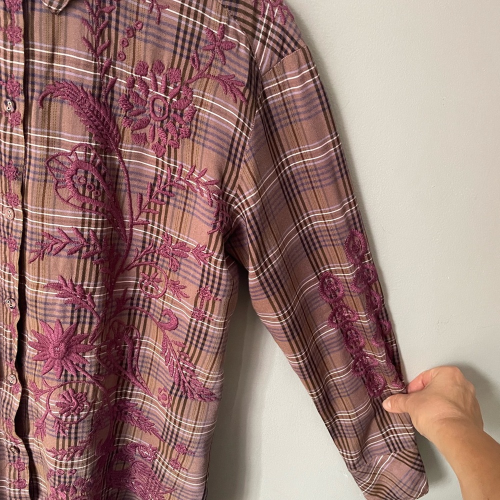 Johnny Was Workshop Button Up Plaid Embroidered S… - image 6